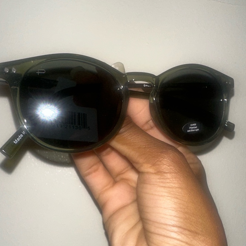 Prive Revaux Sunglasses The Maestro Metal Olive UV 400 Polarized And Blue Light